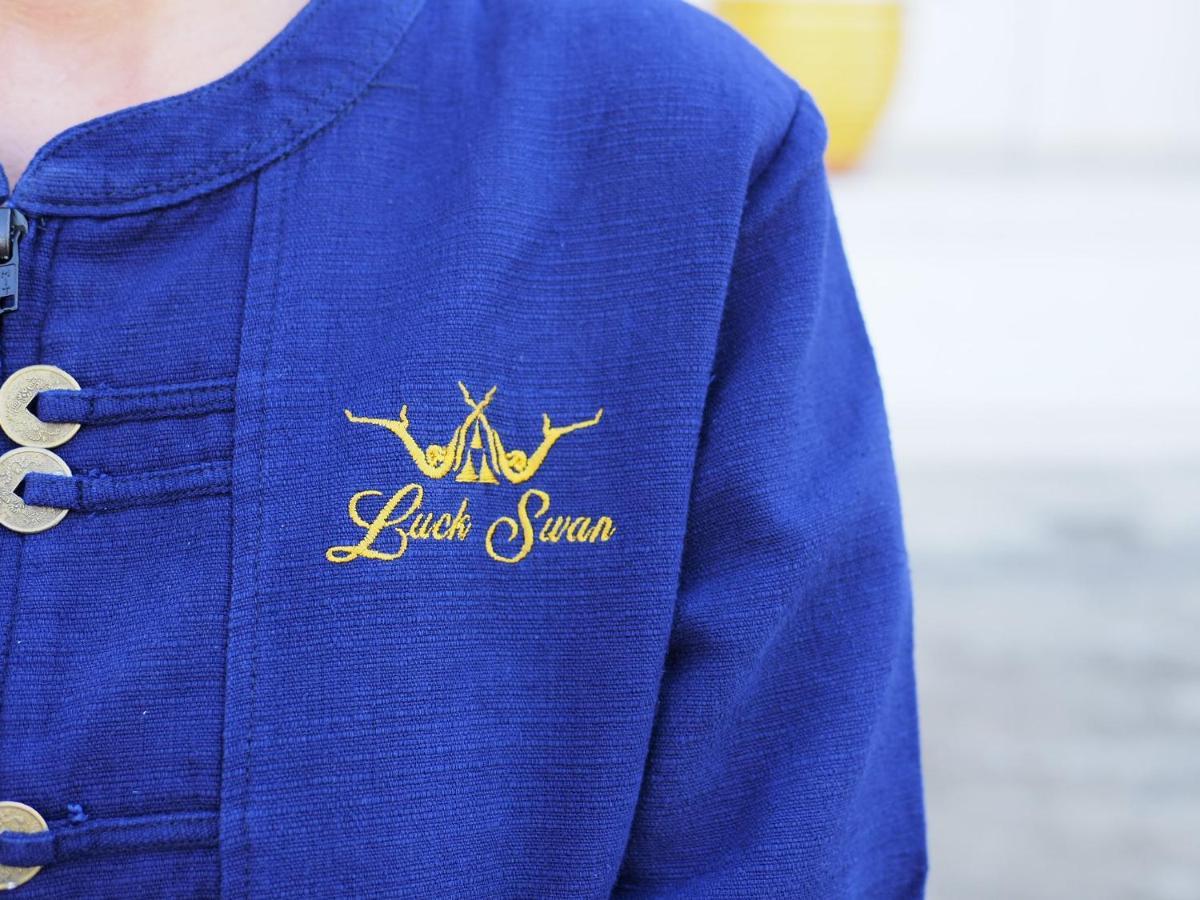 Luckswan Boutique - Sha Extra